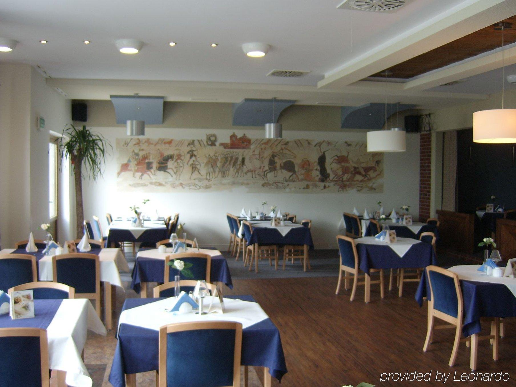 Grot Hotel Мальборк Ресторан фото