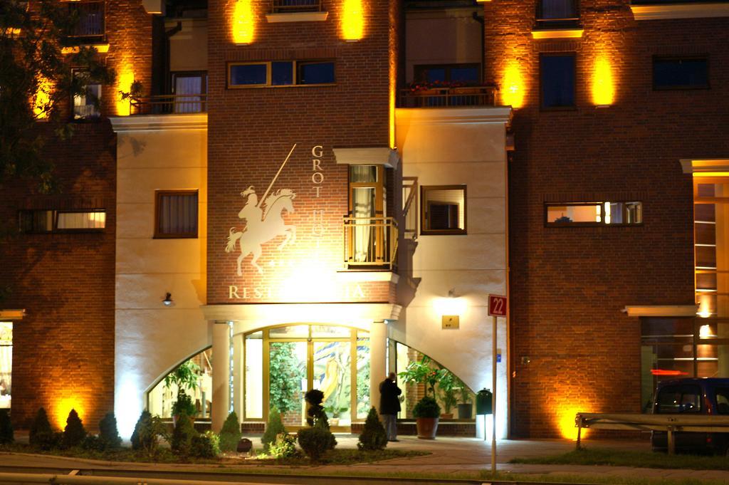 Grot Hotel Мальборк Екстер'єр фото
