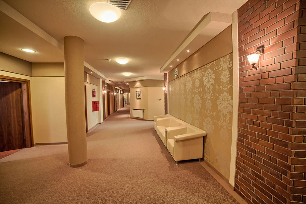 Grot Hotel Мальборк Екстер'єр фото