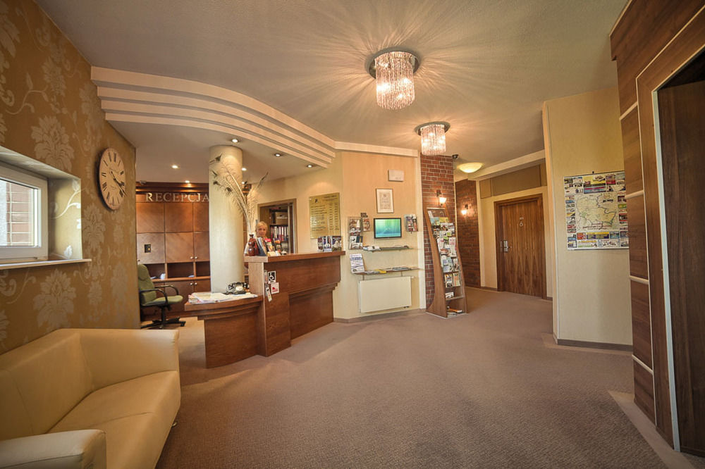 Grot Hotel Мальборк Екстер'єр фото
