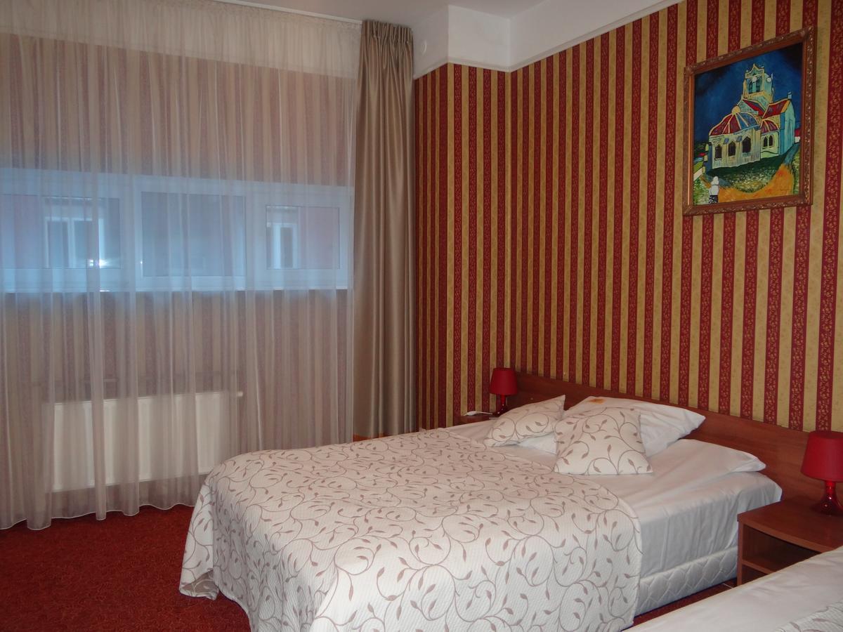Grot Hotel Мальборк Екстер'єр фото