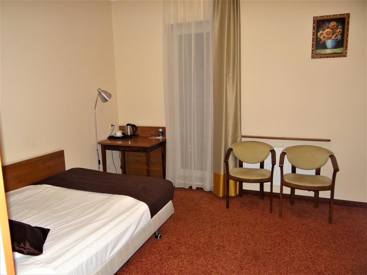 Grot Hotel Мальборк Екстер'єр фото