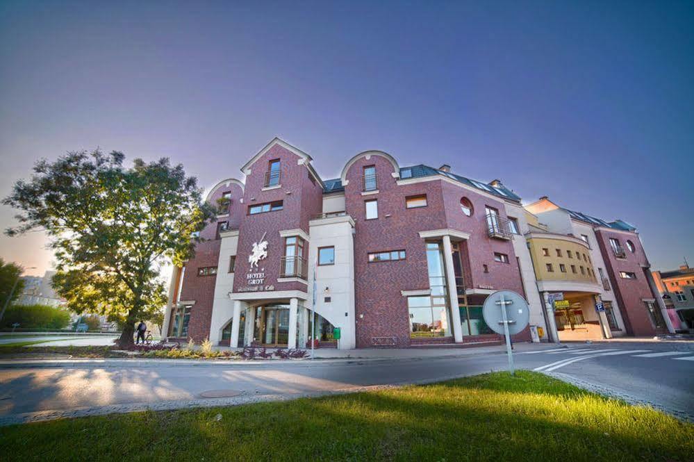 Grot Hotel Мальборк Екстер'єр фото