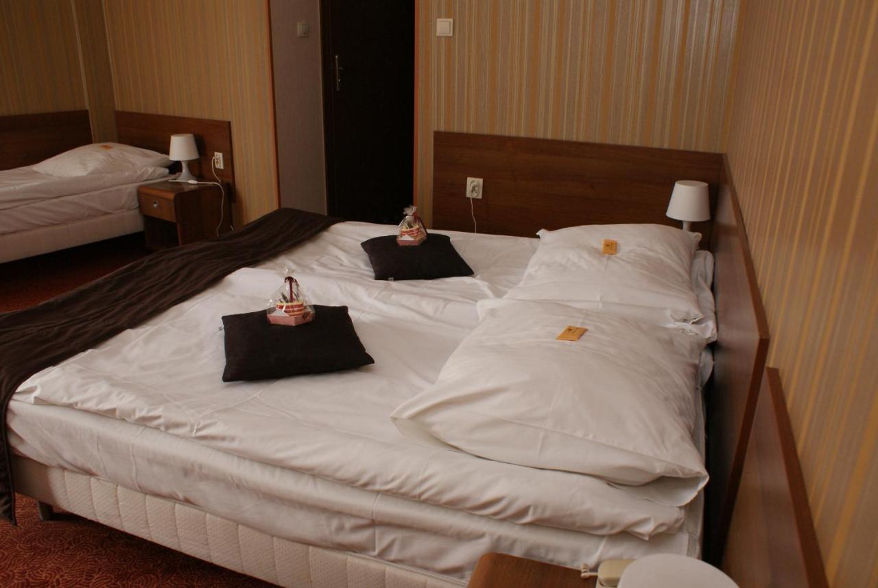 Grot Hotel Мальборк Екстер'єр фото